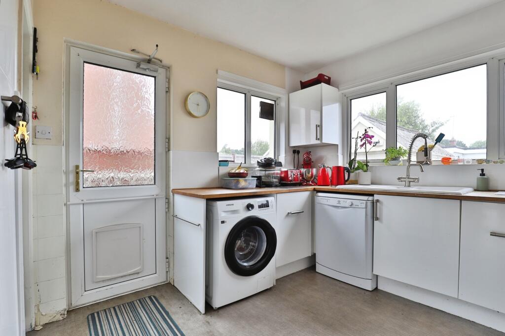 Additional image 8 of Apsley Crescent, Poole, BH17