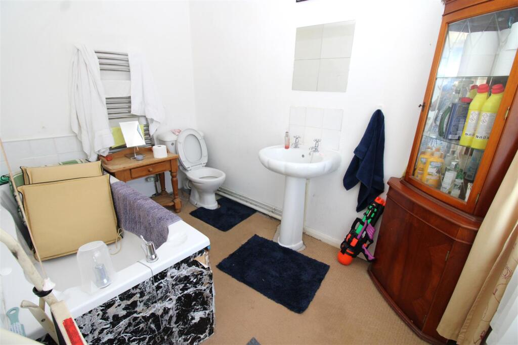 Additional image 10 of Lansdowne Road, Wick, Littlehampton