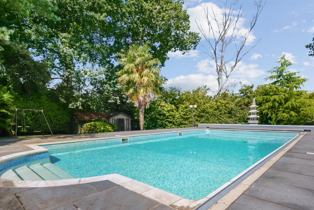 Additional image 26 of Broadstone