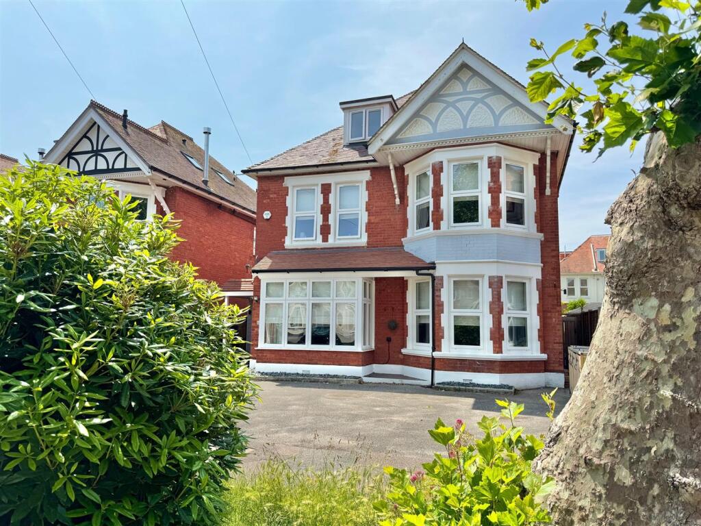 Additional image 26 of Grand Avenue, Bournemouth