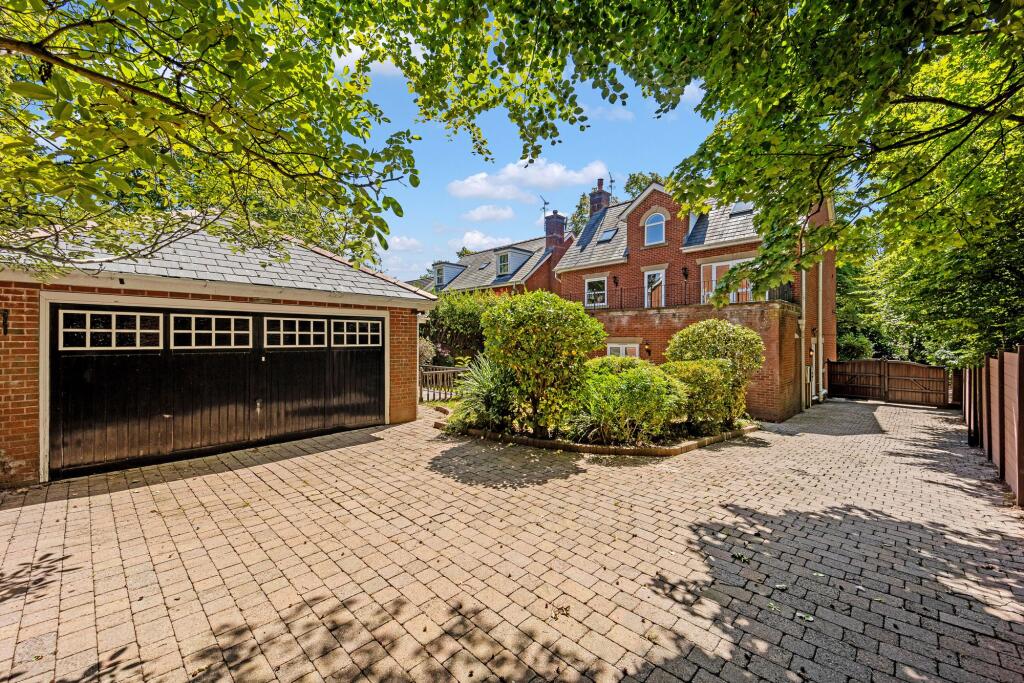 Additional image 4 of Westmorlands, Chorley New Road, Bolton, BL1 5 | Gated 5-Bed Home with Balcony, Double Garage & Potential
