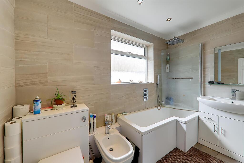 Additional image 4 of Devonport Road, Worthing, BN11