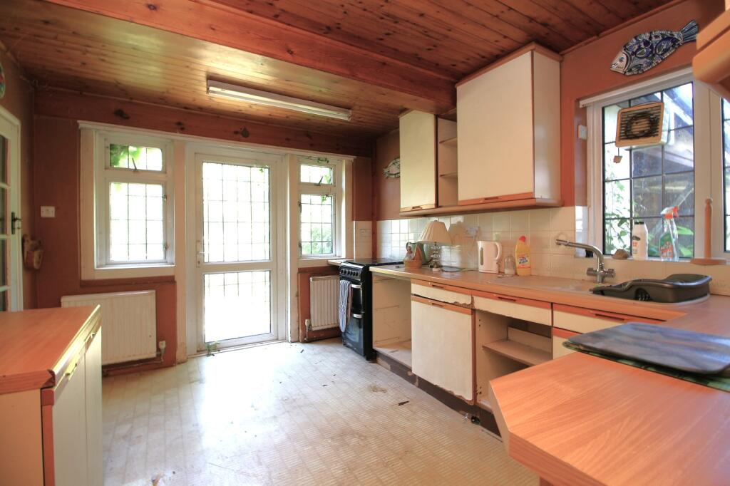 Additional image 7 of Farm Lane North, Barton On Sea, New Milton, Hampshire. BH25 7BP