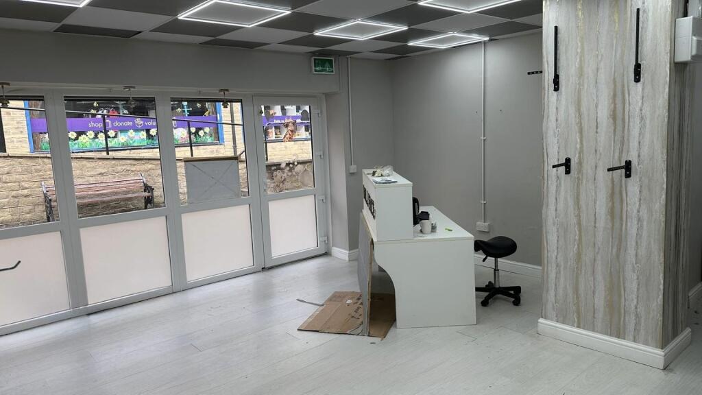 Additional image 3 of Albion Street, Cleckheaton