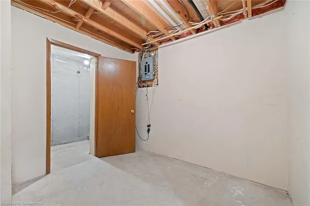 Additional image 34 of 5 Uxbridge Cres