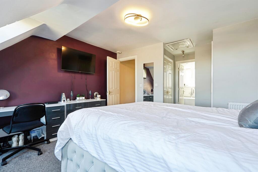 Additional image 14 of Loxley Close, BRADFORD