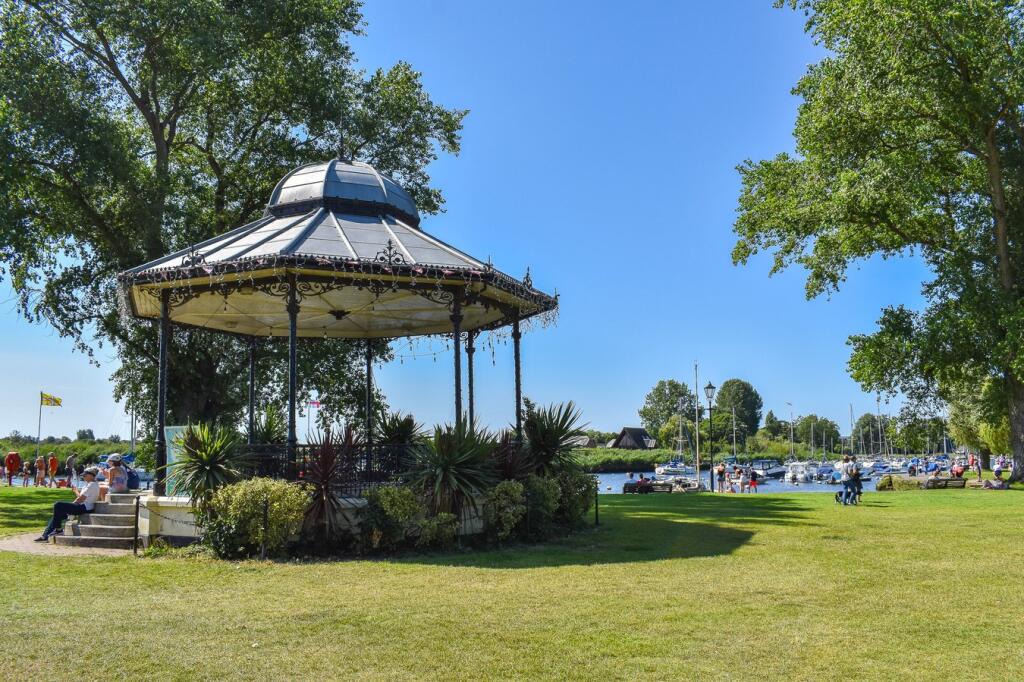 Additional image 14 of Quay Road, Christchurch, BH23