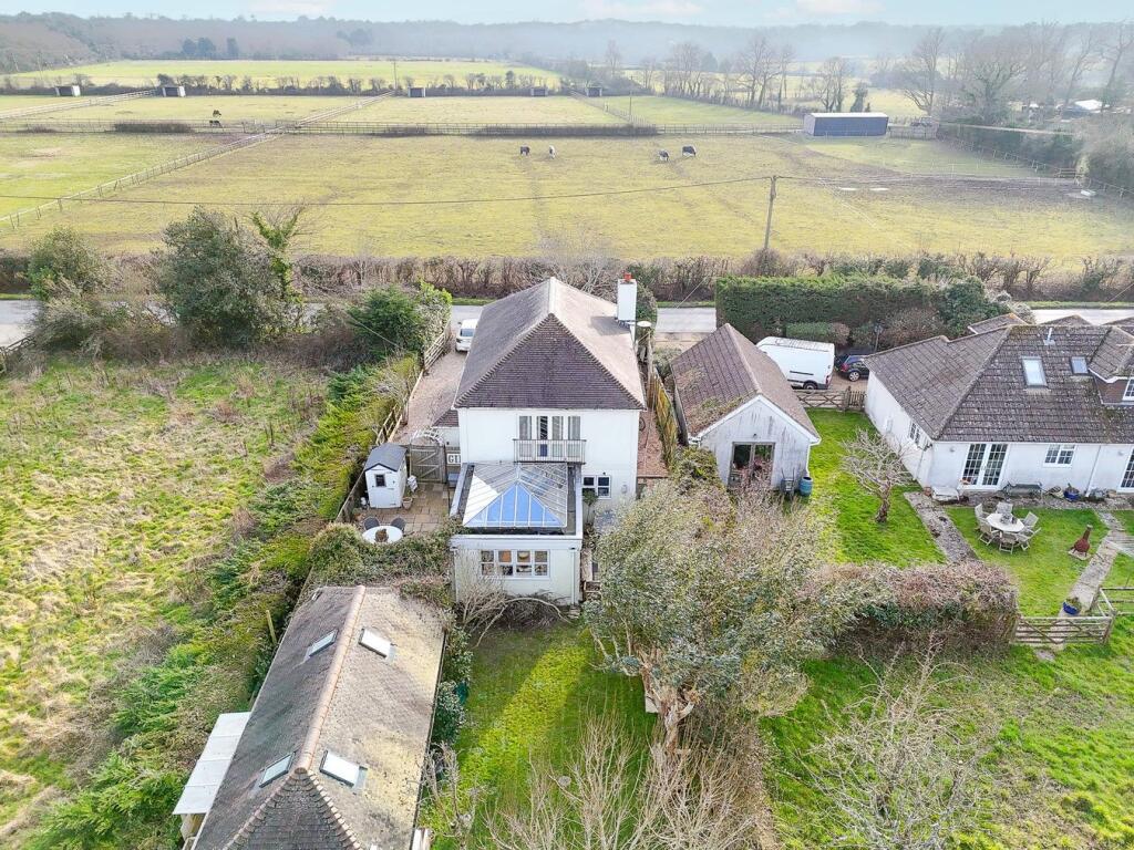 Additional image 24 of Tiptoe Road, Wootton, BH25