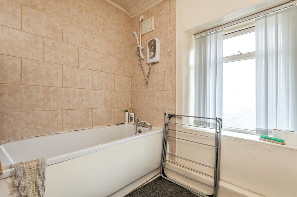 Additional image 10 of Parratt Row, Bradford