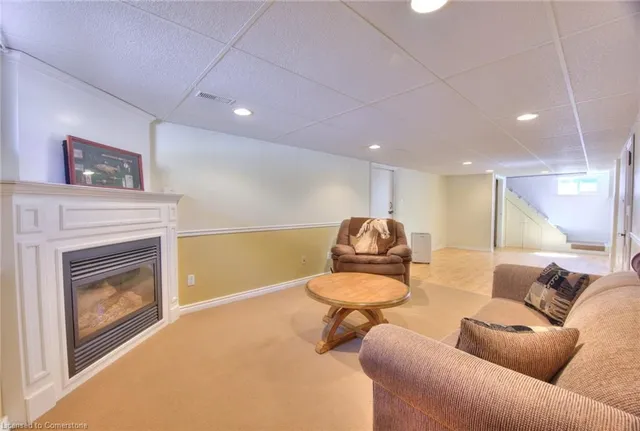 Additional image 19 of 71 Broadmoor Ave