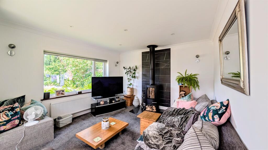 Additional image 10 of Central Avenue, Worthing