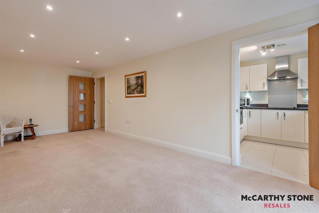 Additional image 8 of Macaulay Road, Broadstone, Dorset, BH18 8AR