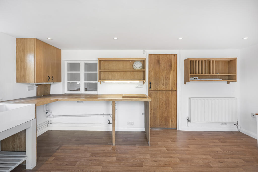 Additional image 11 of Burnham Green Road, Burnham Green, AL6