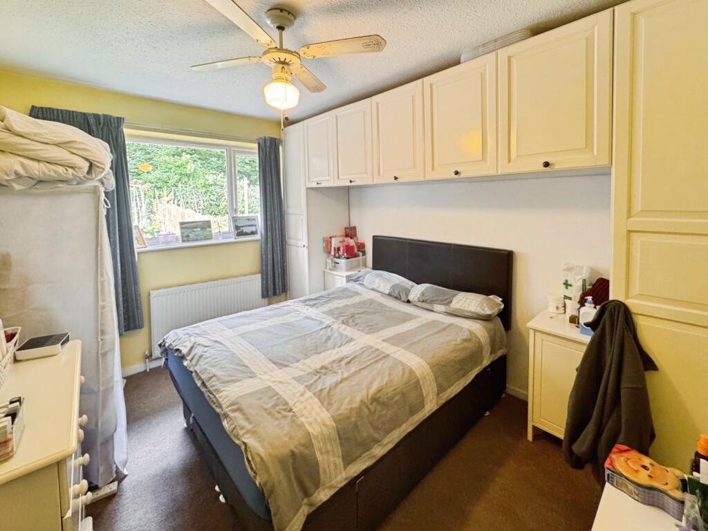 Additional image 4 of Pyenot Gardens, Cleckheaton, West Yorkshire, BD19