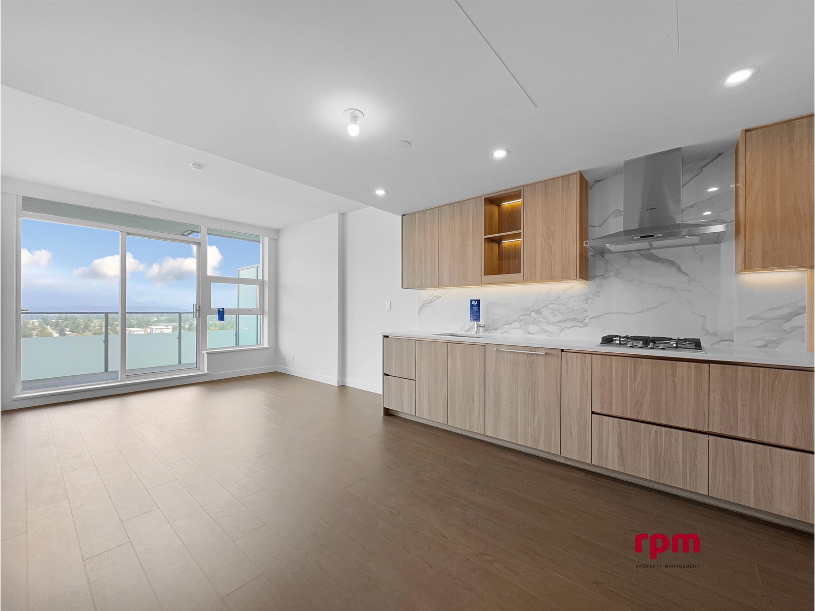 31xx 13778 100 AVENUE|Surrey, British Columbia V3T0V3