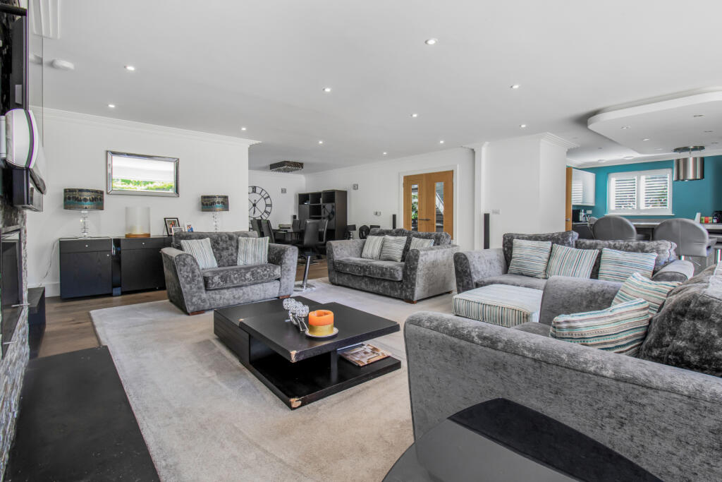 Additional image 2 of Egmont Drive, Ringwood, Dorset, BH24