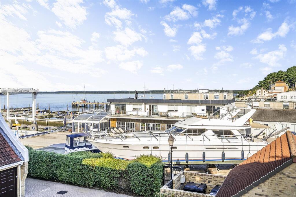 Additional image 24 of Lake Avenue, Hamworthy