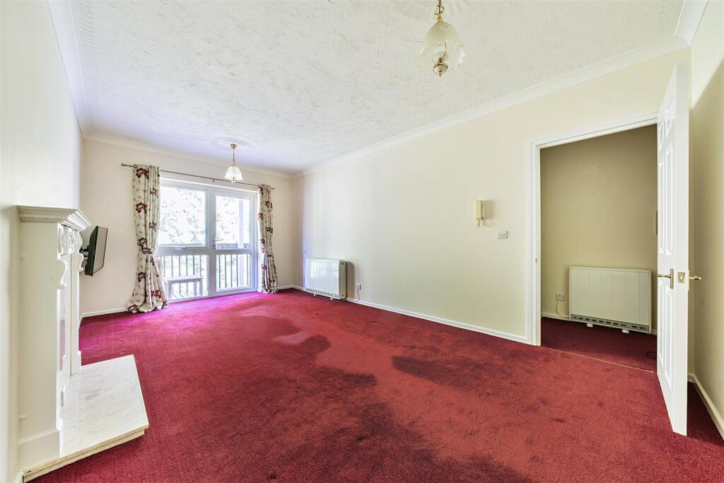 Additional image 20 of Fernlea Avenue, Ferndown