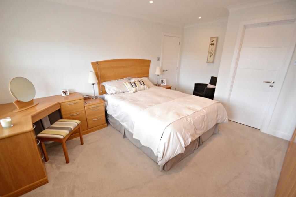 Additional image 12 of Broadstone