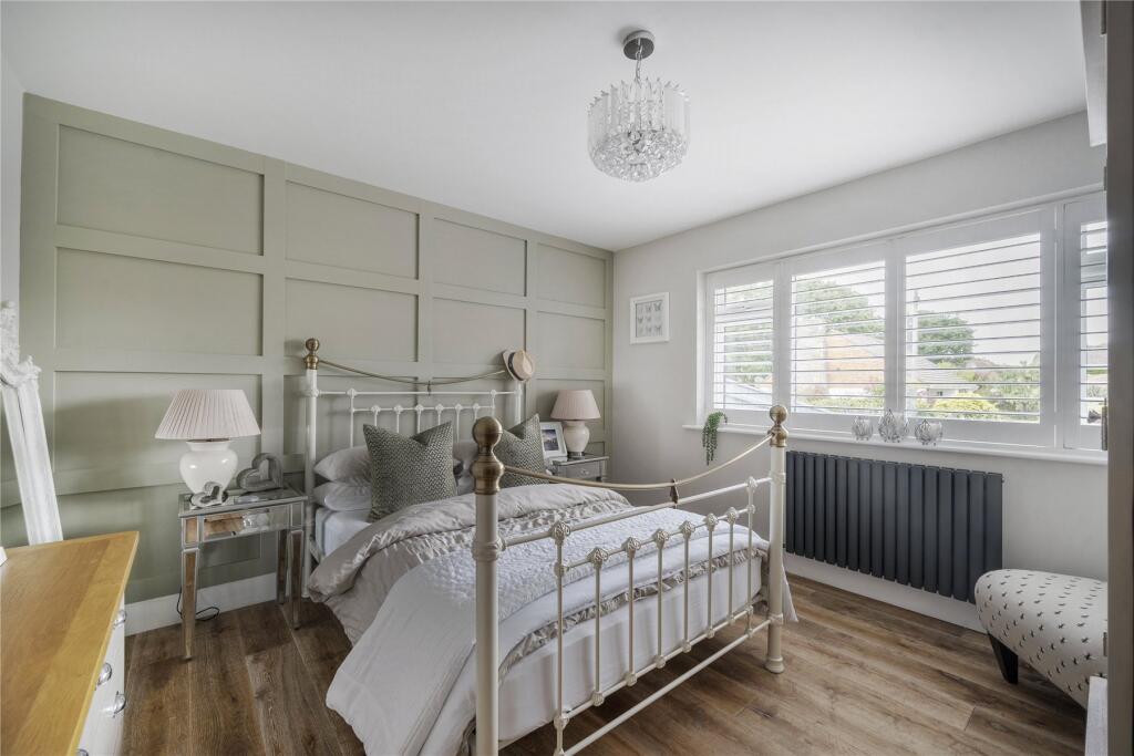 Additional image 14 of Albany Close, Barton on Sea, New Milton, Hampshire, BH25