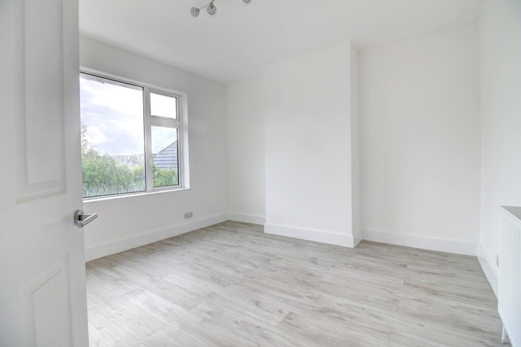 Additional image 15 of Hennings Park Road, Poole, BH15