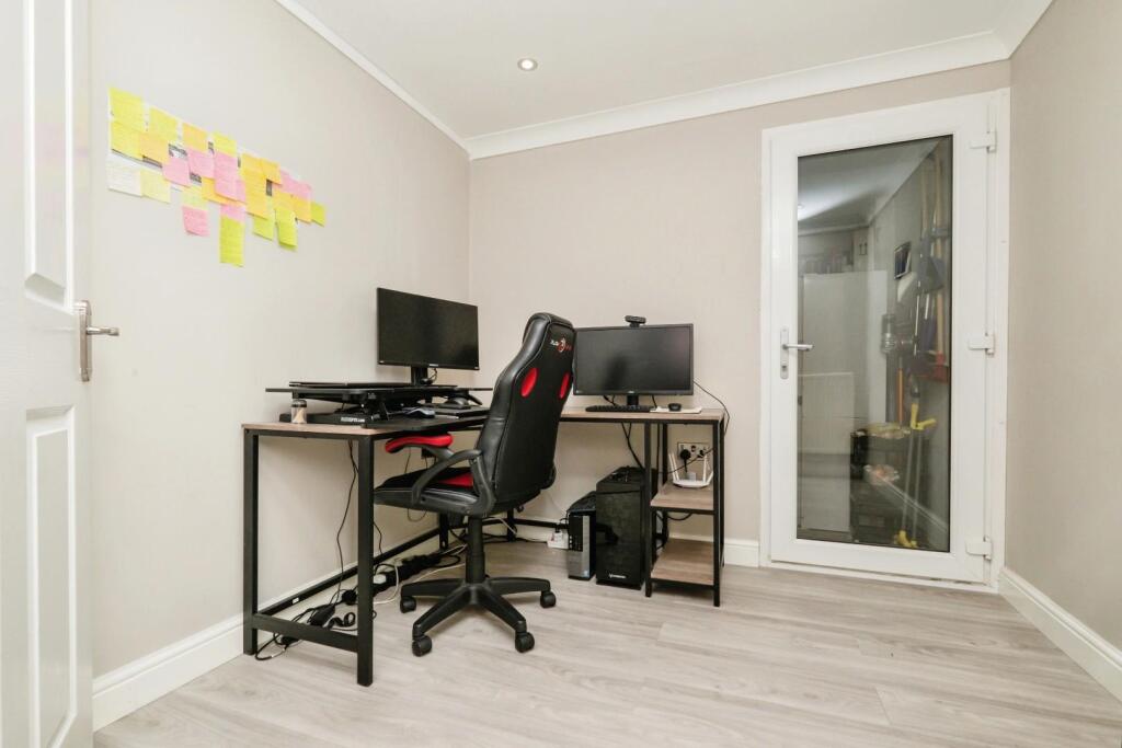 Additional image 10 of Yeomanry Close, Sutton Coldfield