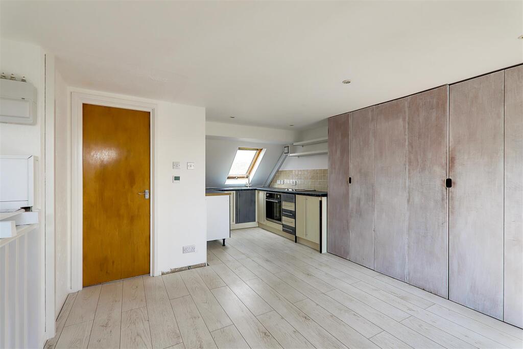 Additional image 6 of 7 Pavilion Road, Worthing