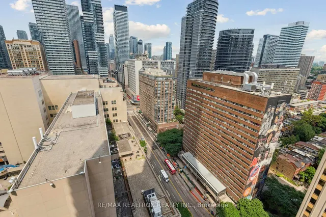 Additional image 42 of 386 Yonge St Unit 2201