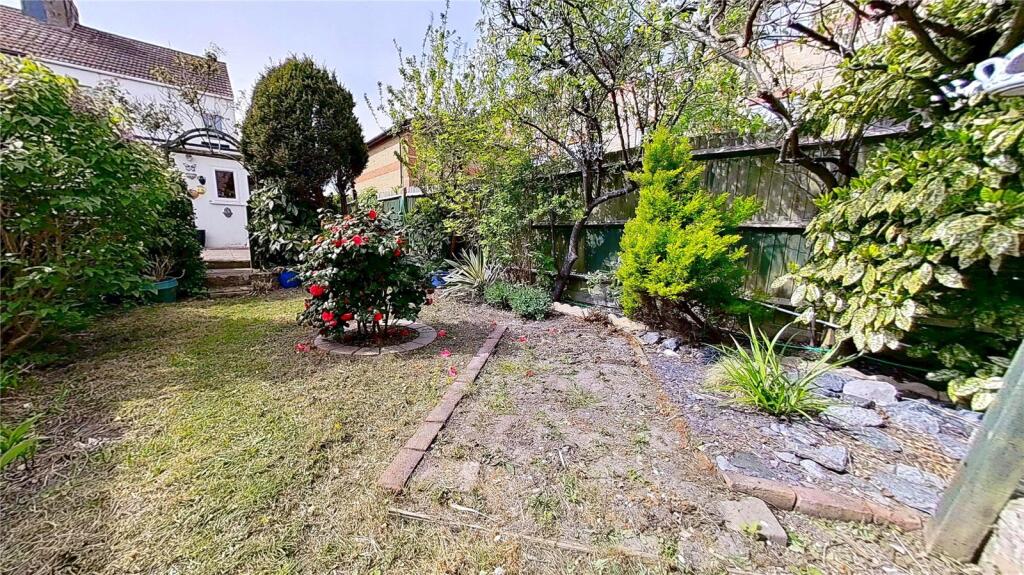 Additional image 15 of Freshbrook Road, Lancing, West Sussex, BN15