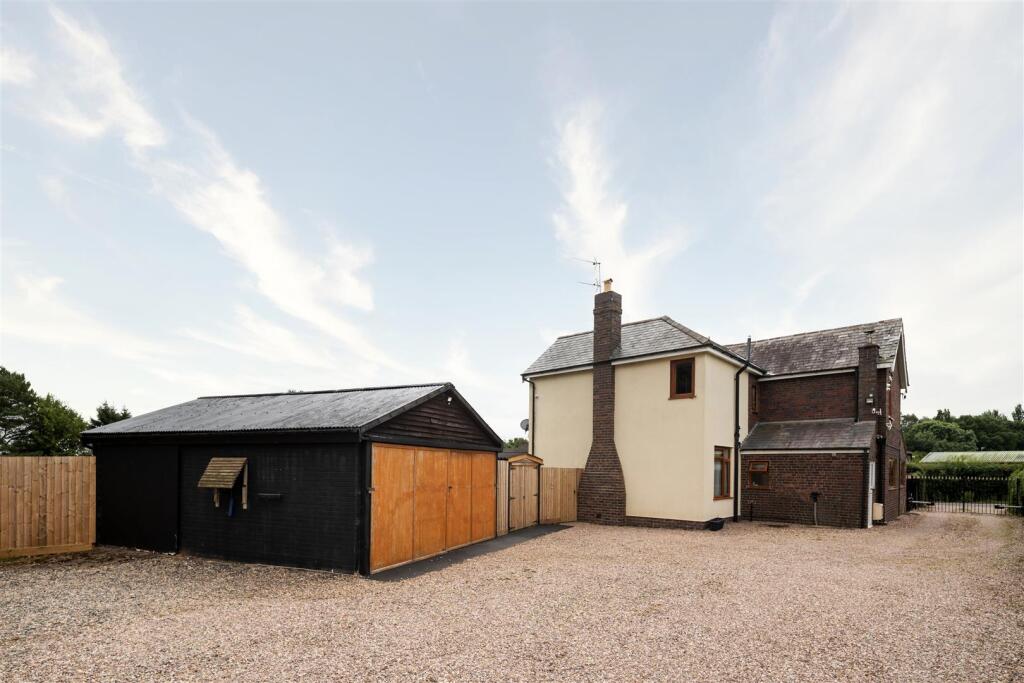 Additional image 20 of Dordale Road, Bournheath