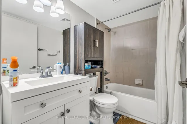 Additional image 33 of 60 Heintzman St Unit 933