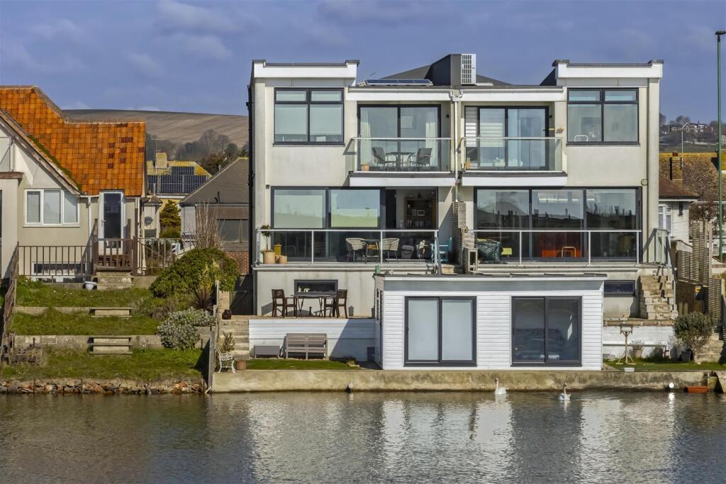 Additional image 60 of Brighton Road, Lancing