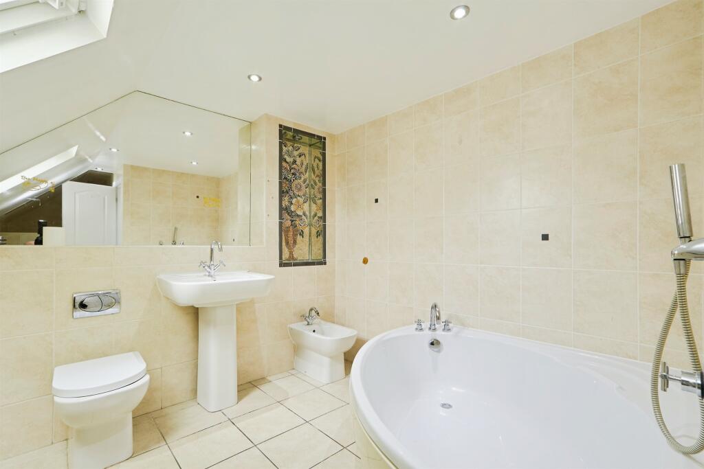 Additional image 11 of Chellow Lane, Bradford