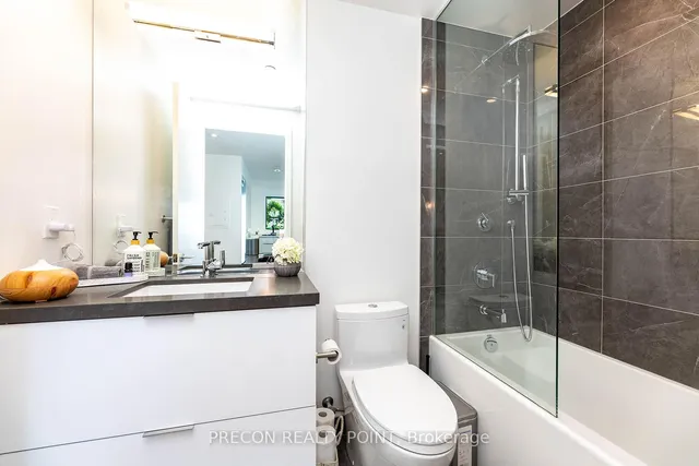 Additional image 13 of 15 Queens Quay St Unit 3202