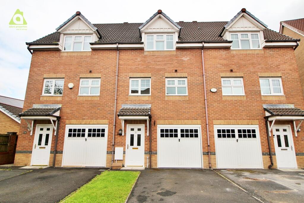 Madison Gardens, Westhoughton, BL5 3XR *ENQUIRE ONLINE*