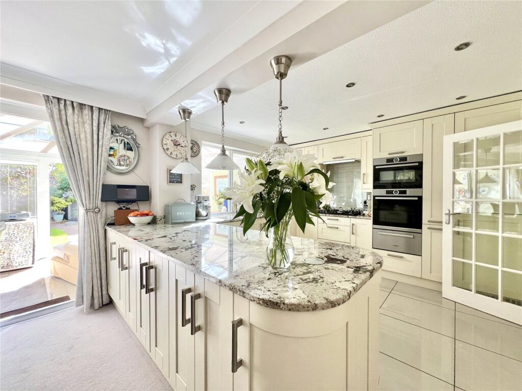 Additional image 20 of Chantry Close, Highcliffe On Sea, Christchurch, Dorset, BH23