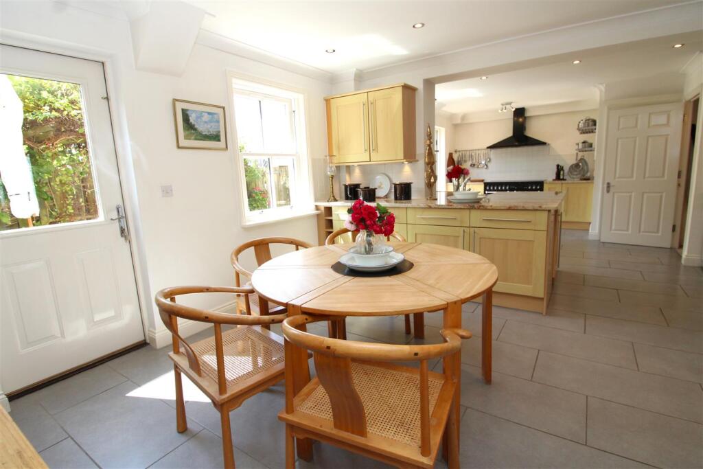 Additional image 4 of Surrey Street, Littlehampton