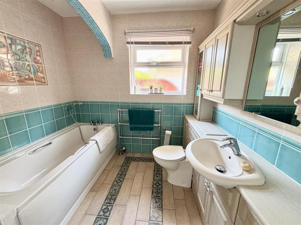 Additional image 19 of Lake Drive, Hamworthy