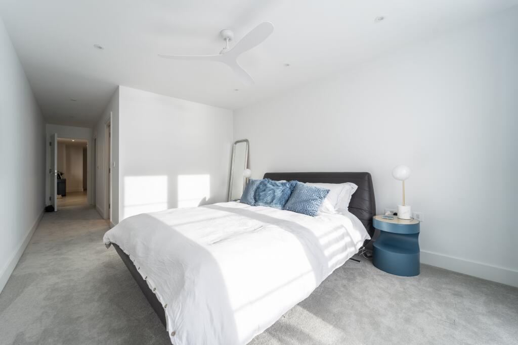 Additional image 9 of East Overcliff Drive, Bournemouth,