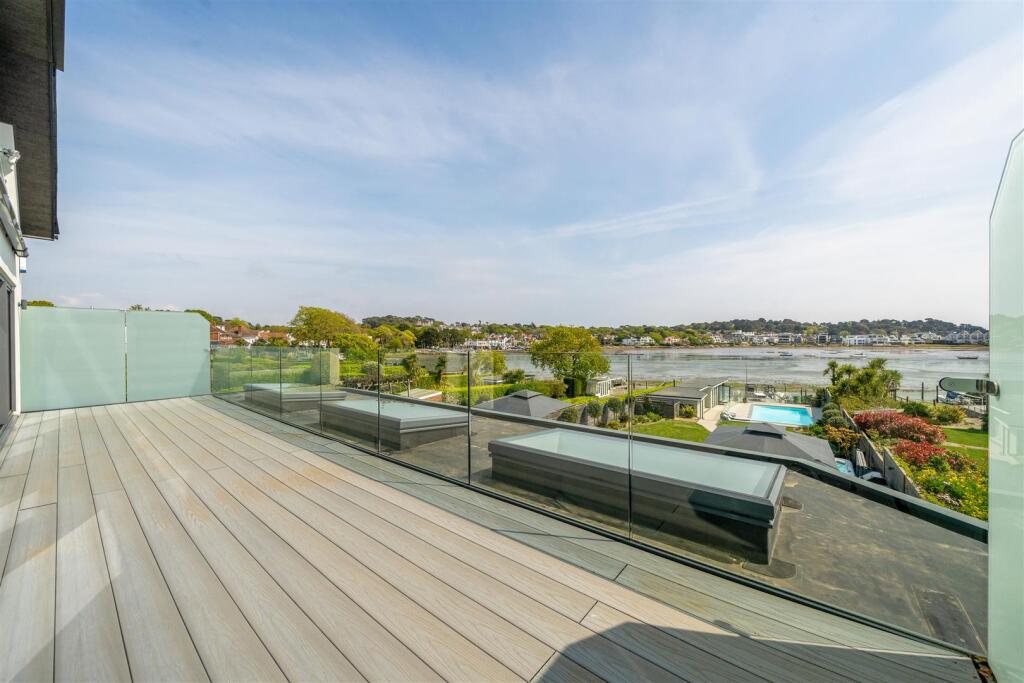 Additional image 22 of Elms Avenue, Lilliput