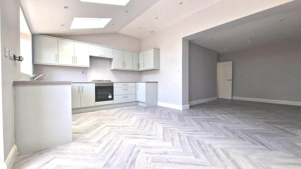 Additional image 5 of HILL VIEW CATCHMENT Saxonhurst Rd