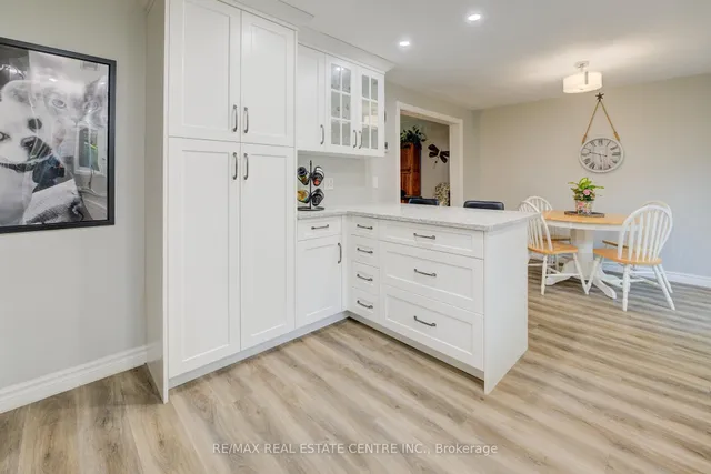 Additional image 17 of 96 Manor Dr