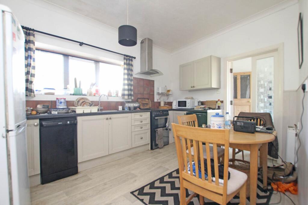 Additional image 4 of Selwyn Road, Eastbourne, BN21 2LA