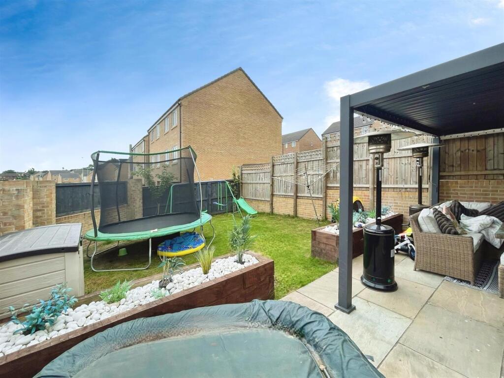 Additional image 22 of Quarry Bank Road, Bradford, BD2