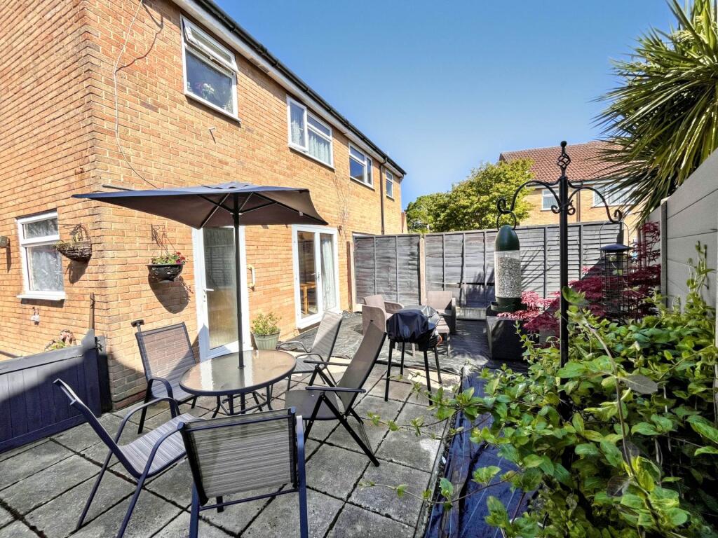 Additional image 10 of Barrow Way, Bournemouth * Close Castle Point *