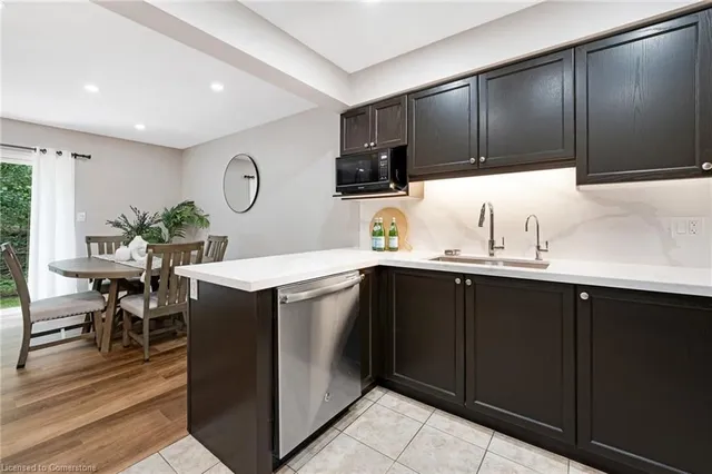 Additional image 9 of 300 Fallowfield Dr Unit 20