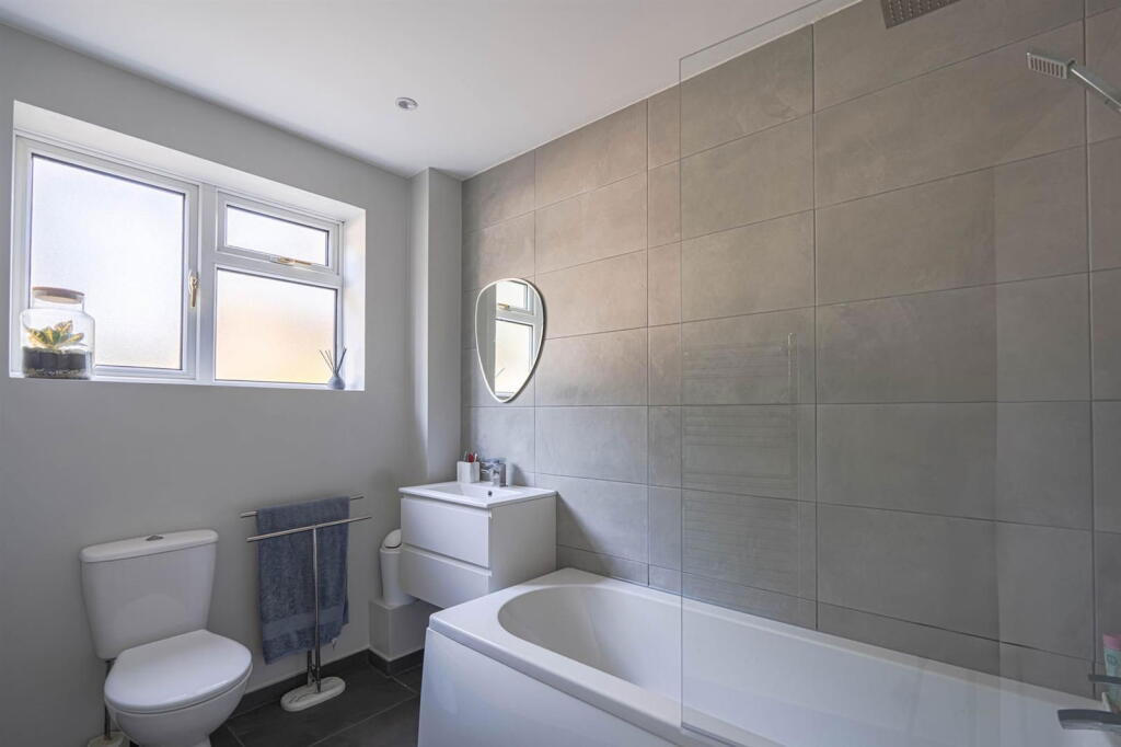 Additional image 10 of Browning Avenue, Bournemouth, BH5 1NN