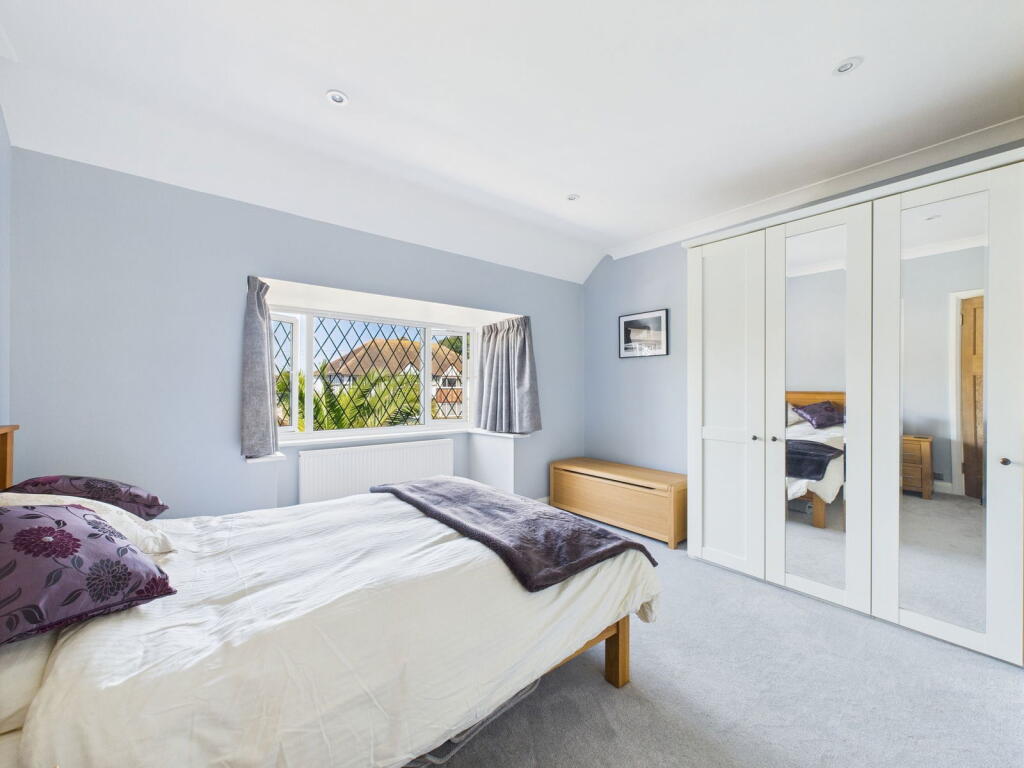 Additional image 13 of George V Avenue, Worthing, BN11