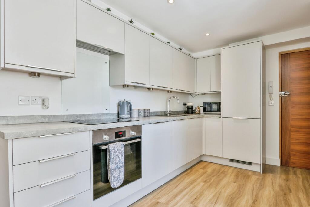 Additional image 5 of Queens Park Avenue, Bournemouth, Dorset, BH8