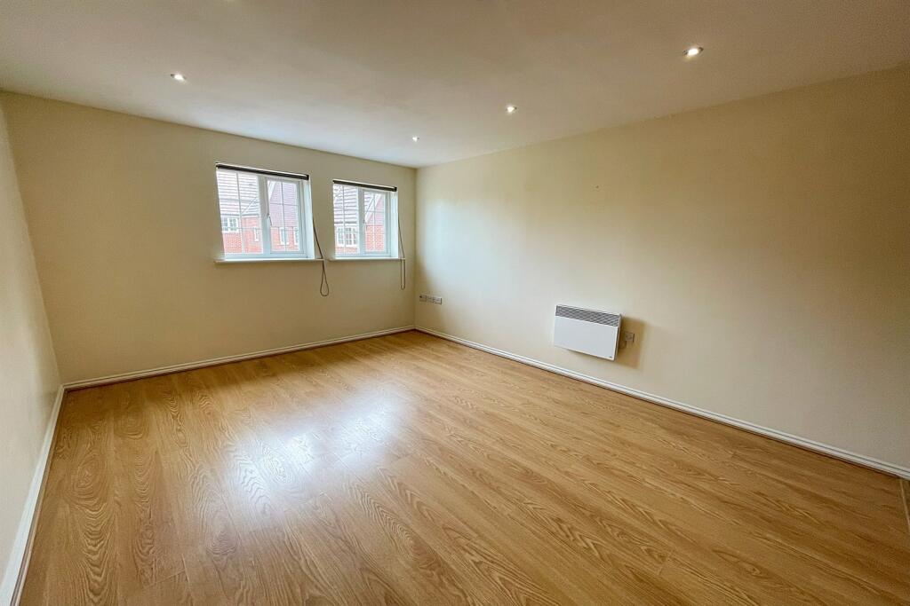 Additional image 10 of Verwood
